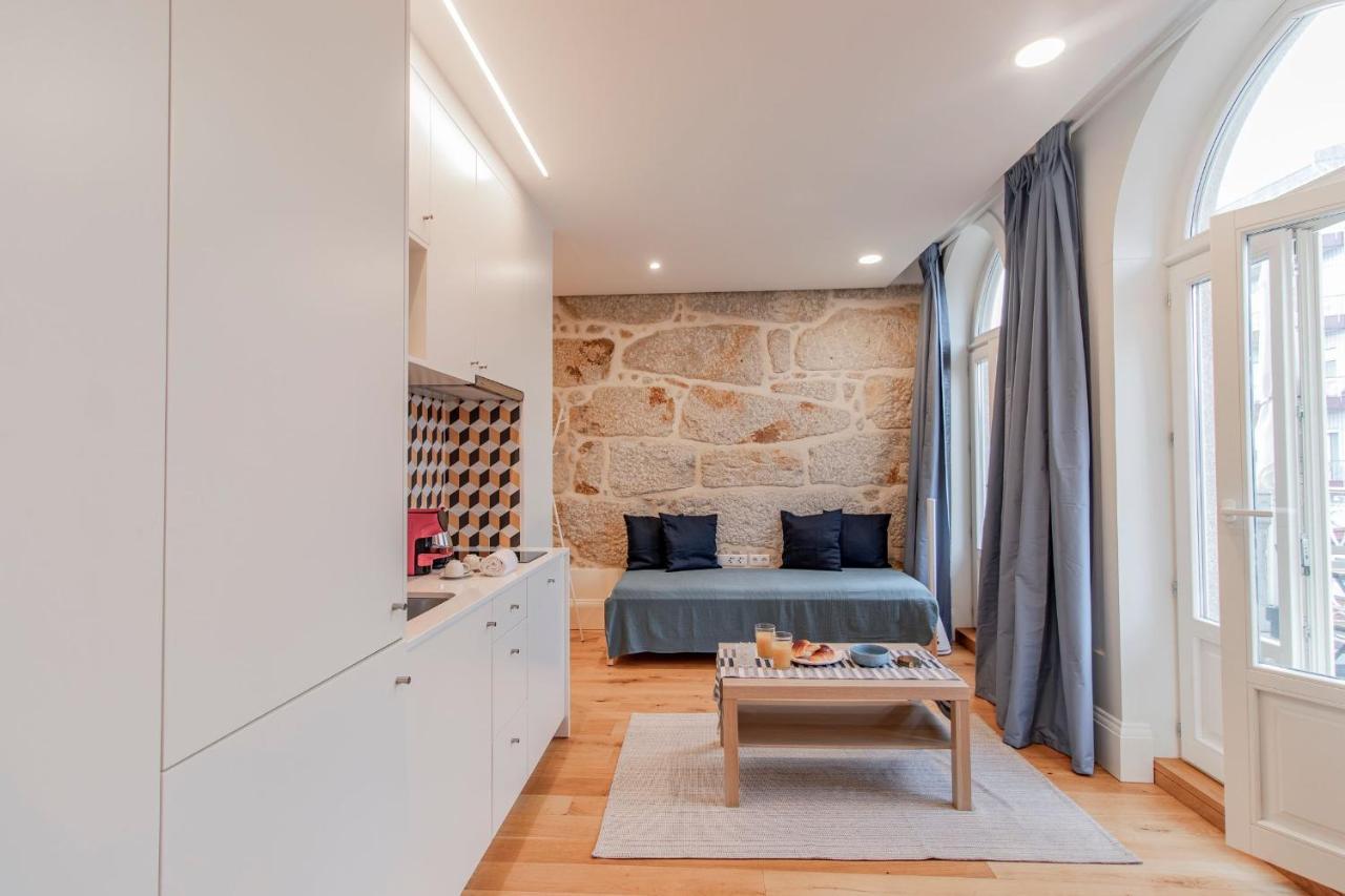 Sweet Studio Apartment W/ Big Balcony By Lovelystay Porto Exteriér fotografie