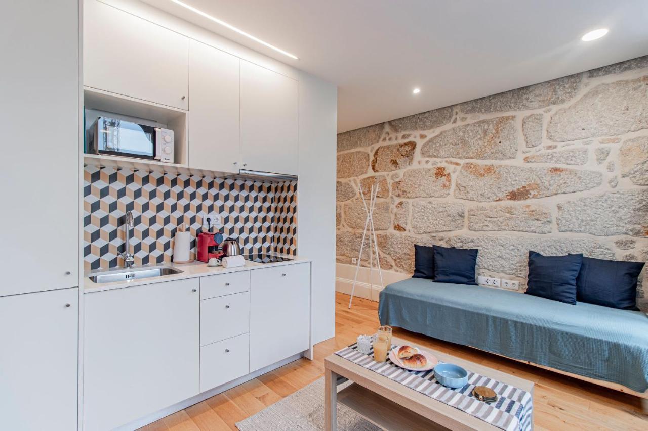 Sweet Studio Apartment W/ Big Balcony By Lovelystay Porto Exteriér fotografie