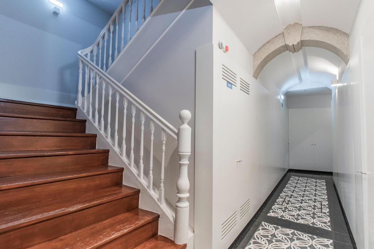 Sweet Studio Apartment W/ Big Balcony By Lovelystay Porto Exteriér fotografie