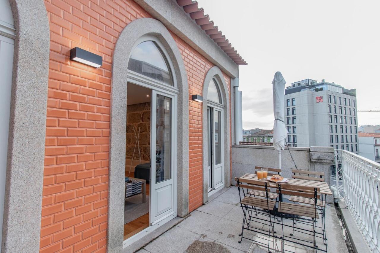 Sweet Studio Apartment W/ Big Balcony By Lovelystay Porto Exteriér fotografie